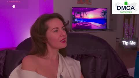 Witch in Silk online show from 09/18/25, 05:59