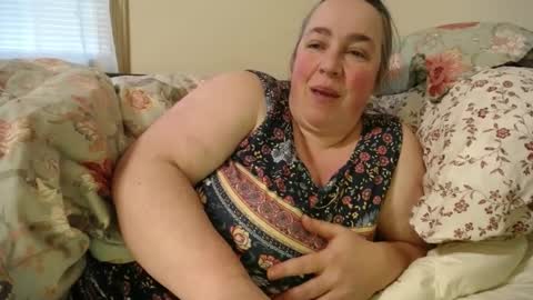 Annie online show from 02/25/25, 12:25