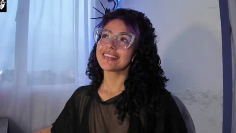     Luna Violeta  A r t i s t  online show from 02/06/25, 10:53