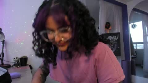     Luna Violeta  A r t i s t  online show from 03/03/25, 10:52