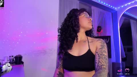     Luna Violeta  A r t i s t  online show from 03/04/25, 01:55