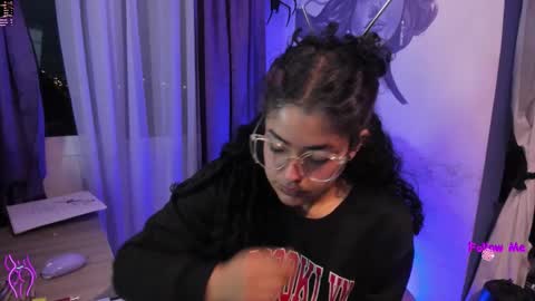     Luna Violeta  A r t i s t  online show from 11/20/25, 10:26