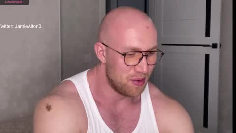 Wlademar online show from 10/11/25, 10:36