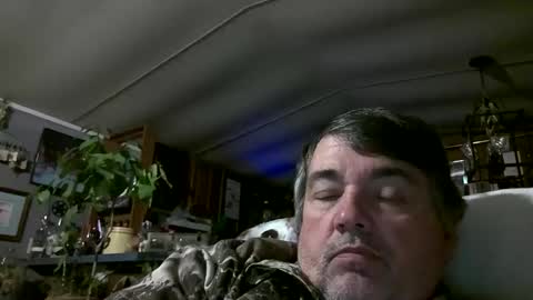 Snapshot of wldlife chatting on 03/15/26, 12:05 wldlife online show from 03/15/26, 12:05