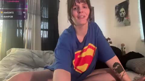 Snapshot of wldntulik2no chatting on 01/13/26, 03:28 Moth online show from 01/13/26, 03:28