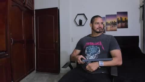 Snapshot of wncmodels chatting on 09/09/25, 04:34 Magnus Dark independent model online show from 09/09/25, 04:34