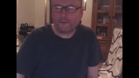 Snapshot of wobble444 chatting on 05/11/26, 12:16 wobble444 online show from 05/11/26, 12:16