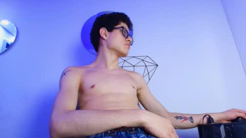  W O L F  online show from 11/20/25, 11:43