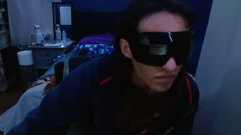 Snapshot of wolfgamer44 chatting on 01/15/25, 04:47 wolfgamer44 online show from 01/15/25, 04:47