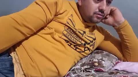 Snapshot of wolfrot chatting on 01/23/25, 02:23 wolf boy online show from 01/23/25, 02:23