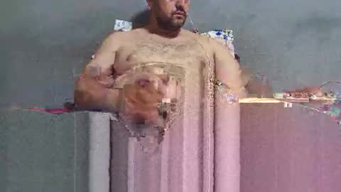 Snapshot of wolfrot chatting on 11/08/25, 01:28 wolf boy online show from 11/08/25, 01:28