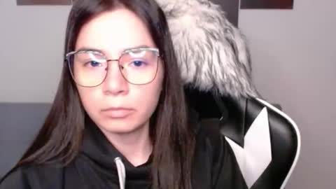 Alex online show from 11/11/25, 02:22