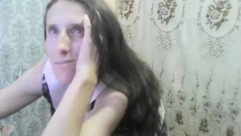 Snapshot of wolfxsnow chatting on 09/24/25, 07:44 wolfxsnow online show from 09/24/25, 07:44