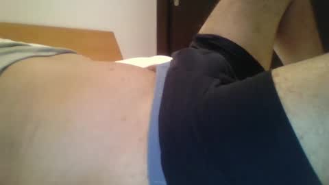 Snapshot of wolfylatinoplayfull chatting on 12/17/24, 02:33 wolfylatinoplayfull online show from 12/17/24, 02:33