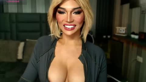 Julia online show from 12/21/25, 09:16