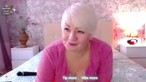 Snapshot of women_pleasures chatting on 02/28/25, 07:05 women_pleasures online show from 02/28/25, 07:05