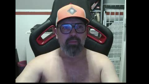 Snapshot of womenizzeer chatting on 11/07/25, 07:41 Adam online show from 11/07/25, 07:41