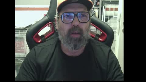 Snapshot of womenizzeer chatting on 02/20/26, 12:18 Adam online show from 02/20/26, 12:18