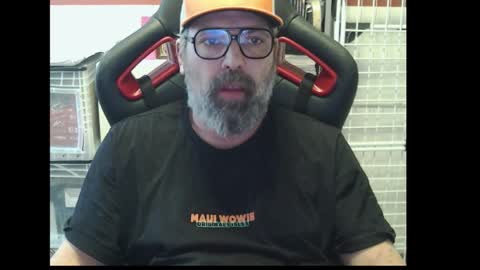 Snapshot of womenizzeer chatting on 02/20/26, 11:11 Adam online show from 02/20/26, 11:11