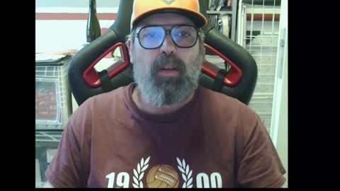 Snapshot of womenizzeer chatting on 02/27/26, 03:45 Adam online show from 02/27/26, 03:45