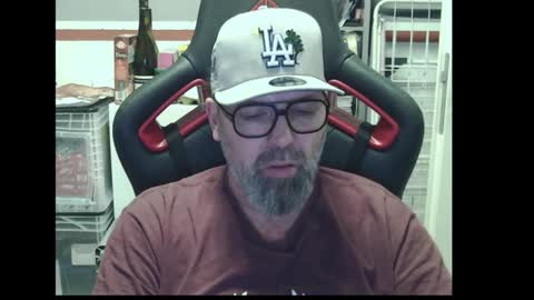 Snapshot of womenizzeer chatting on 02/28/26, 05:25 Adam online show from 02/28/26, 05:25