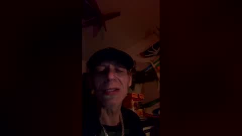 Snapshot of wonderboy3272 chatting on 03/17/26, 06:33 guido online show from 03/17/26, 06:33