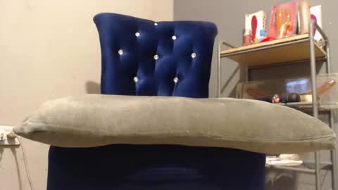 SHENIEL RODRIGUEZ online show from 12/14/25, 11:09