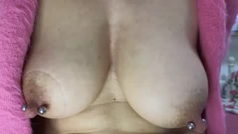 Wondergirl online show from 02/18/25, 12:49