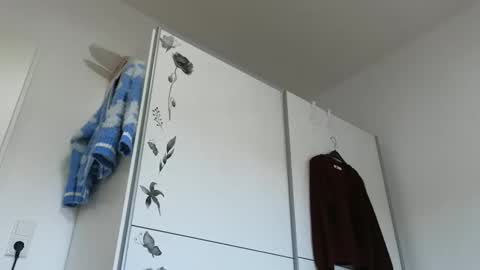 Wondergirl online show from 10/02/25, 07:59