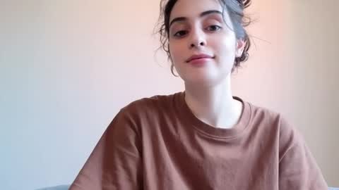 Stia online show from 03/19/26, 05:22