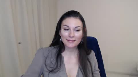 Snapshot of wonderr_woman chatting on 01/12/25, 02:14 wonderr_woman online show from 01/12/25, 02:14