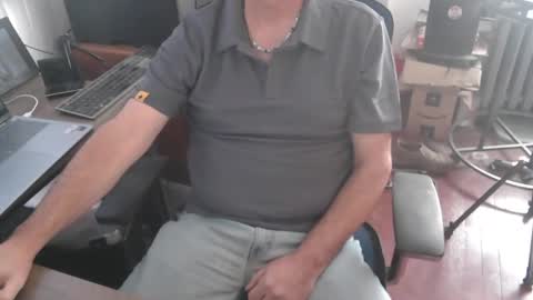 woodworker6473 online show from 12/21/25, 03:19