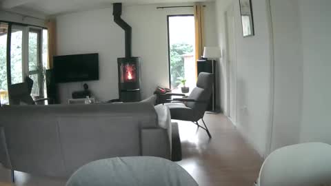 Snapshot of woodwurm chatting on 01/18/25, 10:39 woodwurm and Snoeske online show from 01/18/25, 10:39