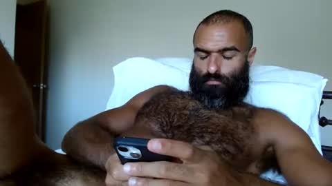 Snapshot of woof_wolf37 chatting on 07/18/26, 10:35 woof_wolf37 online show from 07/18/26, 10:35