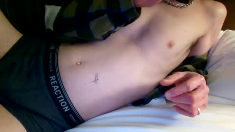 Snapshot of woofwolfxix chatting on 02/22/25, 10:51 woofwolfxix online show from 02/22/25, 10:51