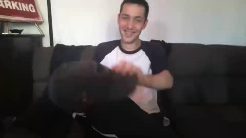 Snapshot of woofwolfxix chatting on 09/18/25, 04:09 woofwolfxix online show from 09/18/25, 04:09