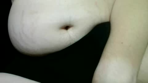 Snapshot of wooltv1 chatting on 11/28/25, 11:51 wooltv1 online show from 11/28/25, 11:51