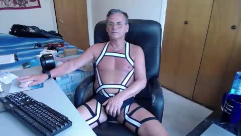 Large one  online show from 04/12/26, 12:21