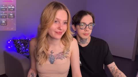 Snapshot of worldofllove chatting on 01/17/25, 10:56 Arnika and Simon online show from 01/17/25, 10:56