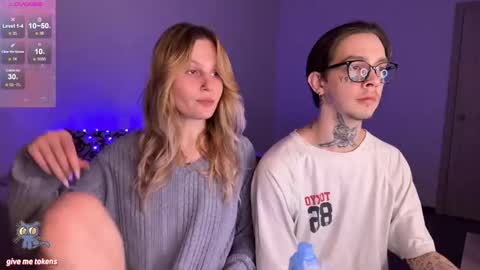 Snapshot of worldofllove chatting on 01/24/25, 06:46 Arnika and Simon online show from 01/24/25, 06:46