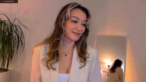 worldsbaby online show from 10/17/25, 06:21