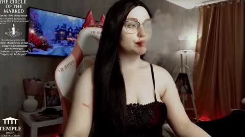 Snapshot of wounded_goddess chatting on 10/05/25, 06:01 Goddess Sophy online show from 10/05/25, 06:01