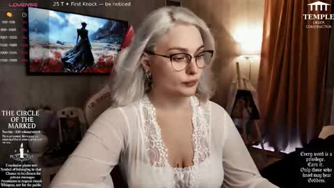 Snapshot of wounded_goddess chatting on 10/11/25, 06:28 Goddess Sophy online show from 10/11/25, 06:28