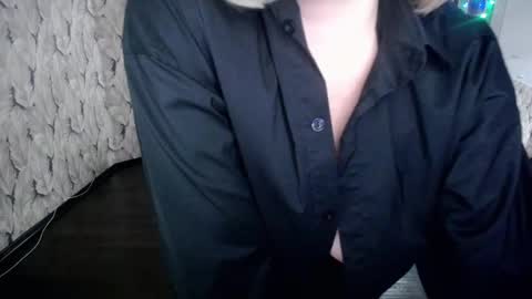 wow_co online show from 02/11/25, 10:39