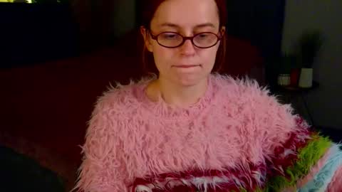 Rebecy online show from 10/05/25, 01:53