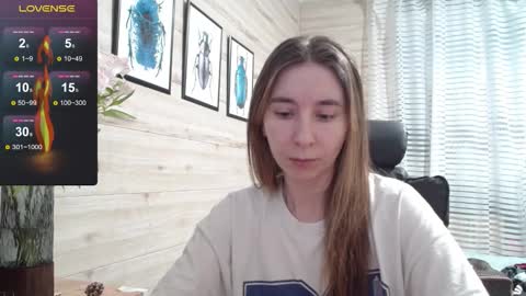 Anna  online show from 11/26/25, 10:49