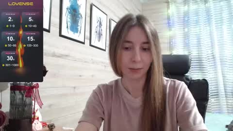 Anna  online show from 12/16/25, 01:38