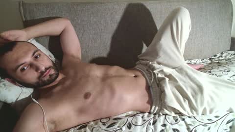 Snapshot of wowmichael69 chatting on 12/09/24, 02:28 Josy online show from 12/09/24, 02:28