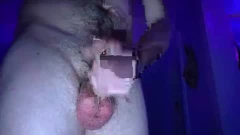 wrecklesspleasure93 online show from 01/18/25, 03:42