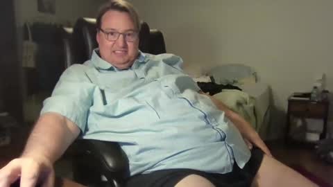 Snapshot of wrensroom chatting on 02/20/25, 05:44 Wren Valentino online show from 02/20/25, 05:44